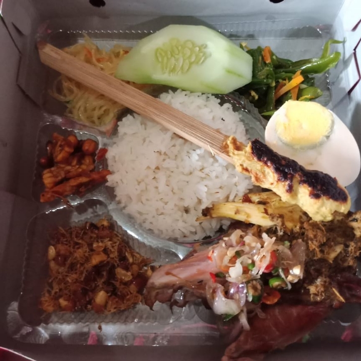 Nasi Kotak Komplit