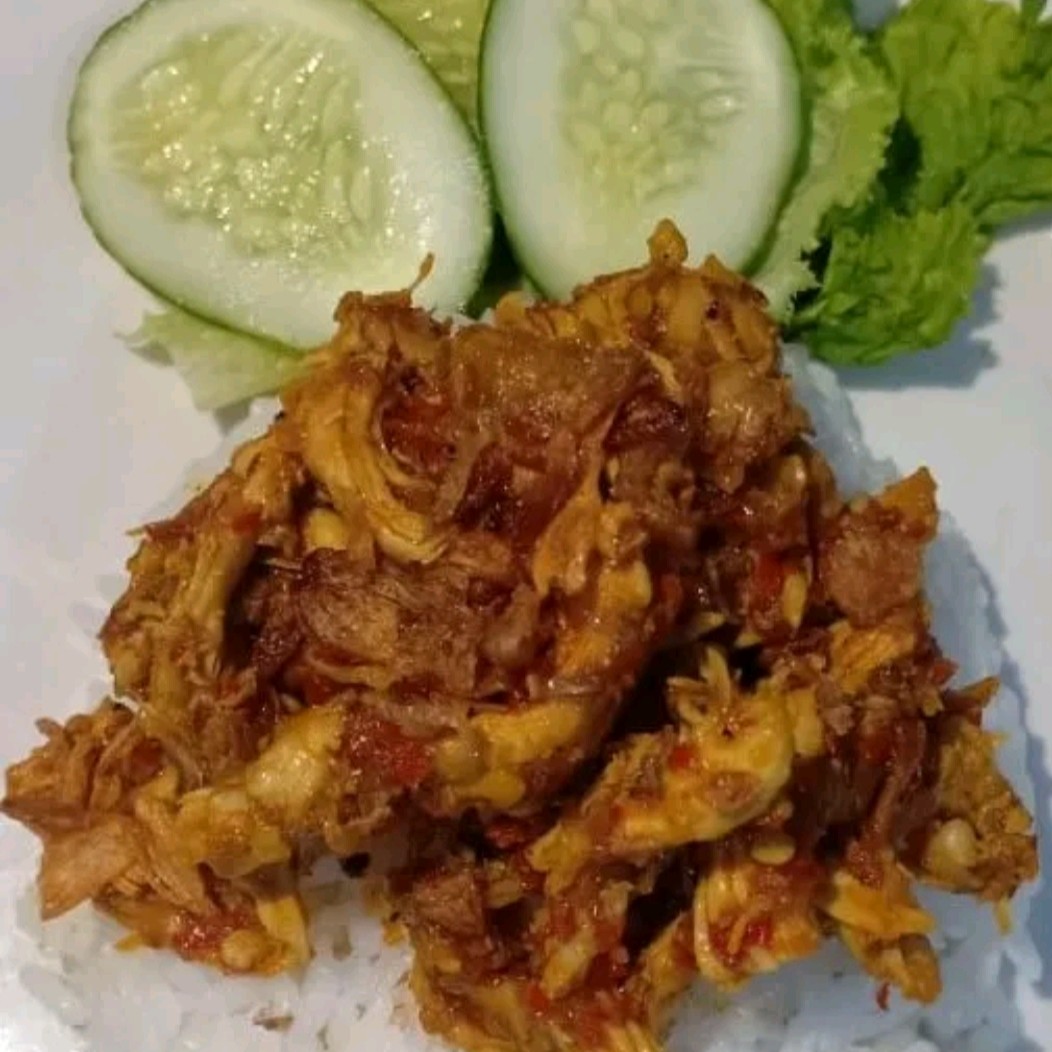 Nasi Kulit Suwir Pedas