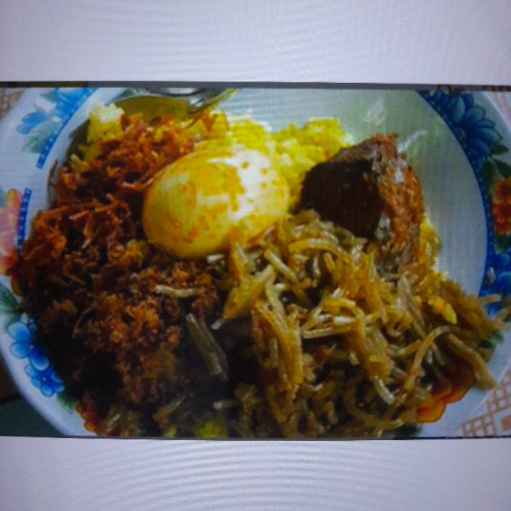 Nasi Kuning 