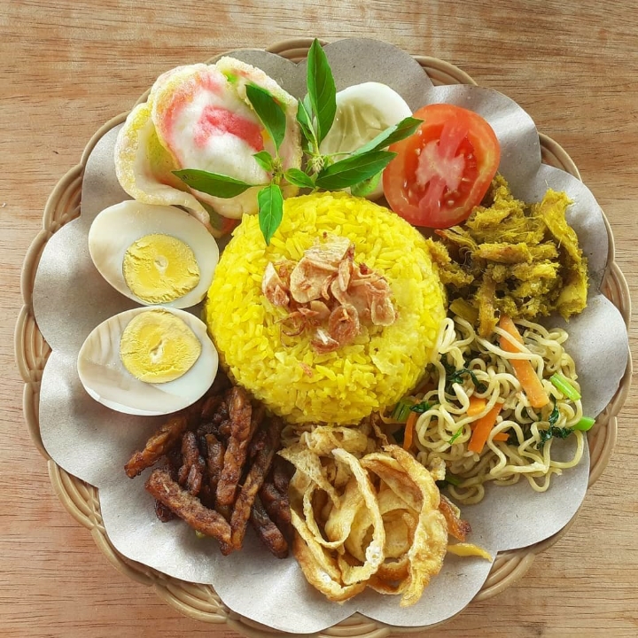 Nasi Kuning 