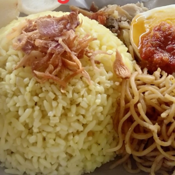 Nasi Kuning 