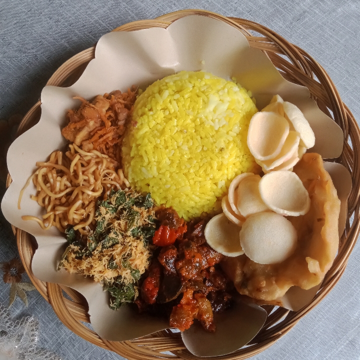 Nasi Kuning  2