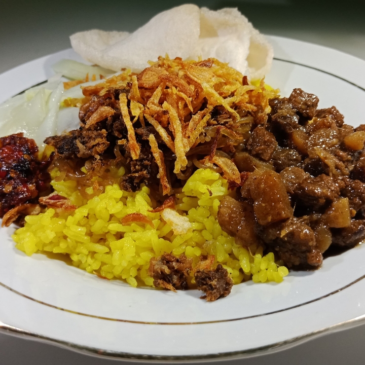 Nasi Kuning Assyifa