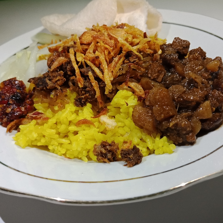 Nasi Kuning Assyifa