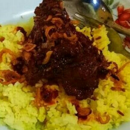 Nasi Kuning Ayam