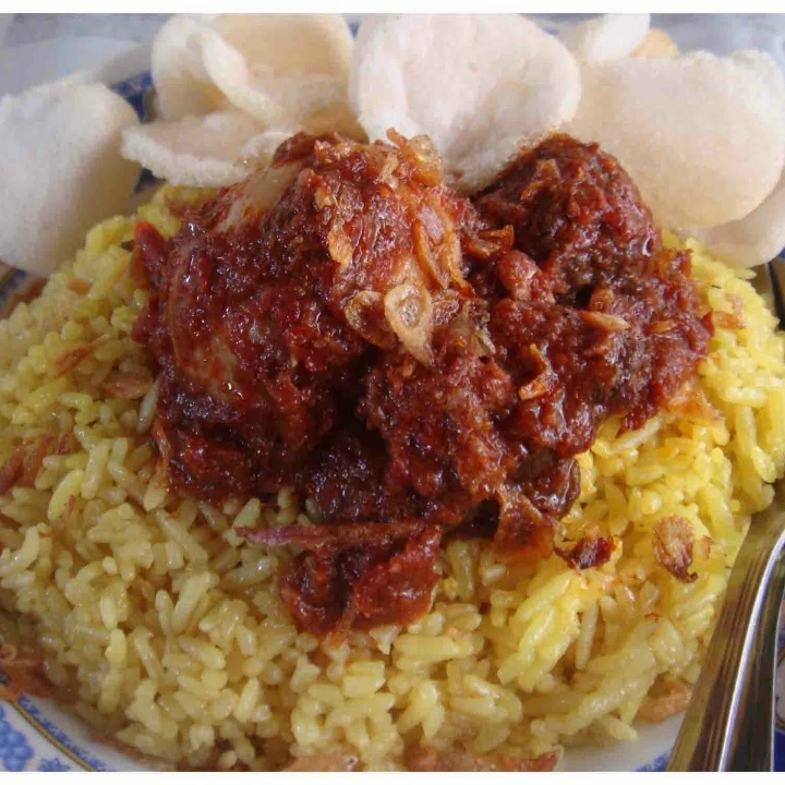 Nasi Kuning Haruan