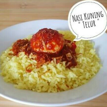 Nasi Kuning Telur Itik