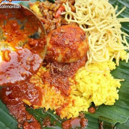 Nasi Kuning Telur