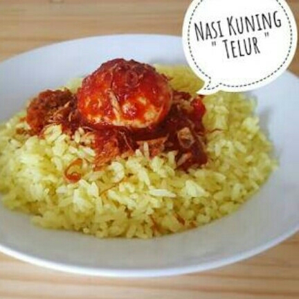 Nasi Kuning Telur Itik