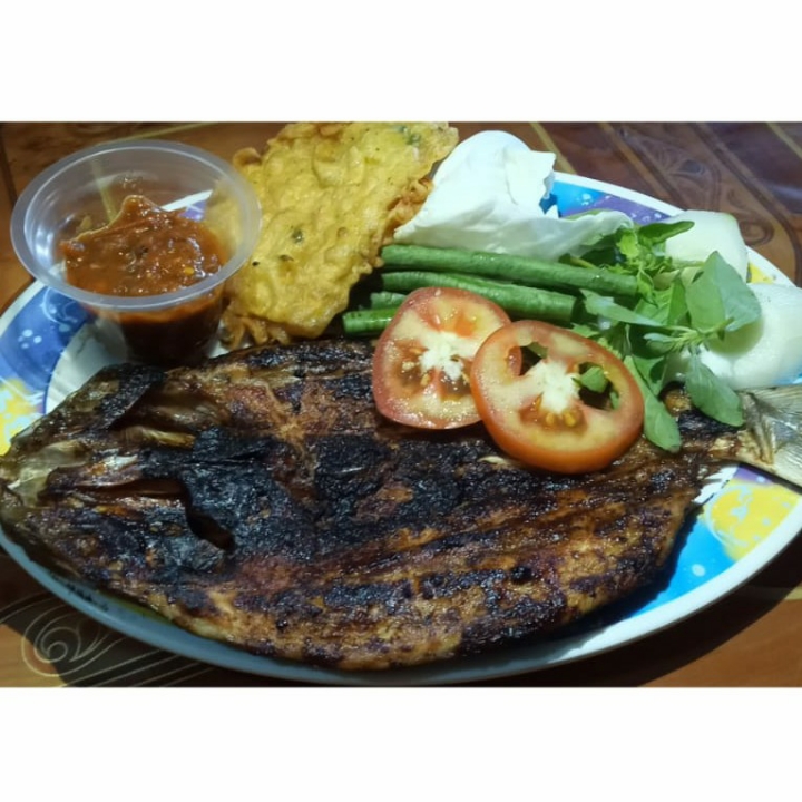 Nasi Lalap Ikan BATARI Bakar