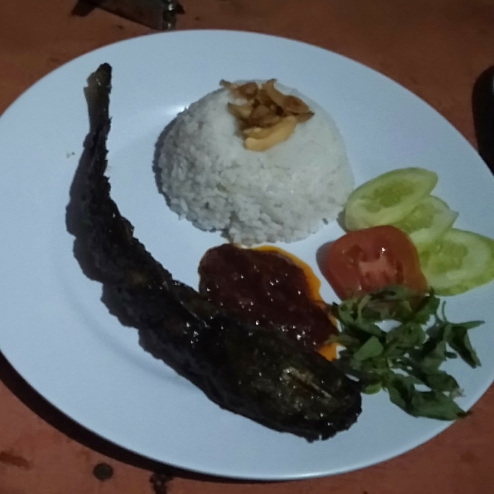 Nasi Lele Bakar