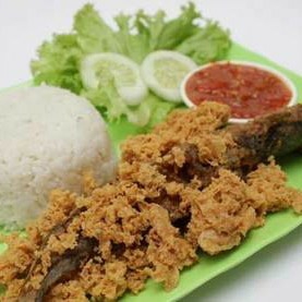 Nasi Lele Kremes