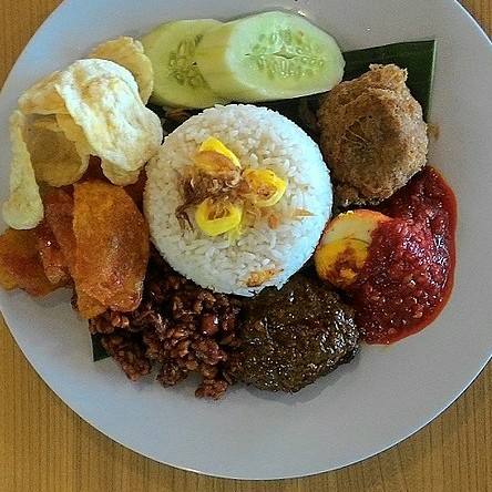 Nasi Lemak Pergedel