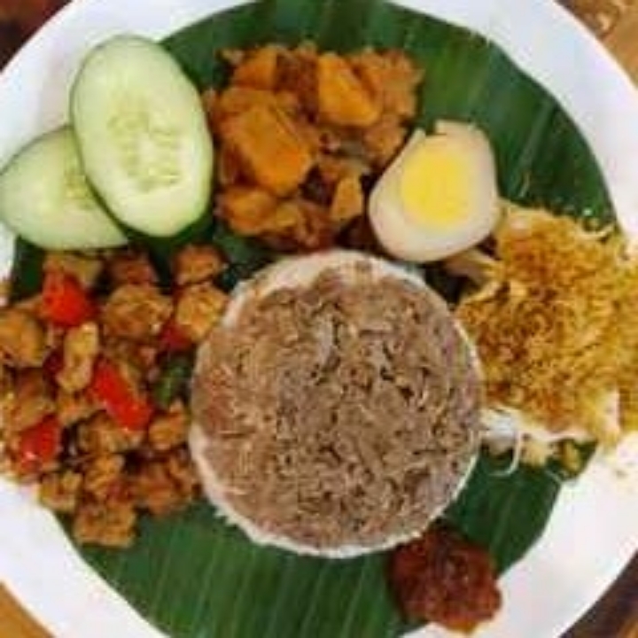 Nasi Megono 2gorengan