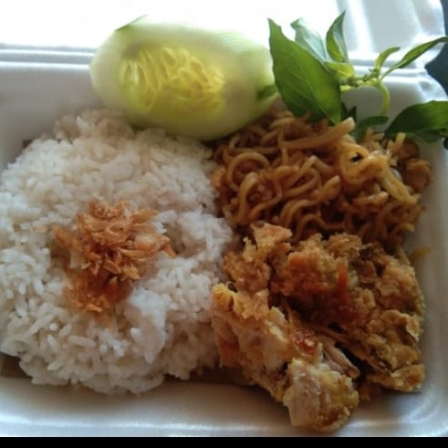 Nasi Mie Geprek