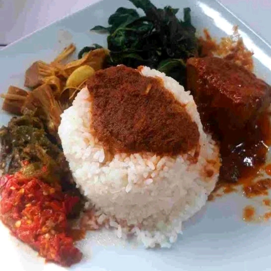 Nasi Paket Ati Sapi