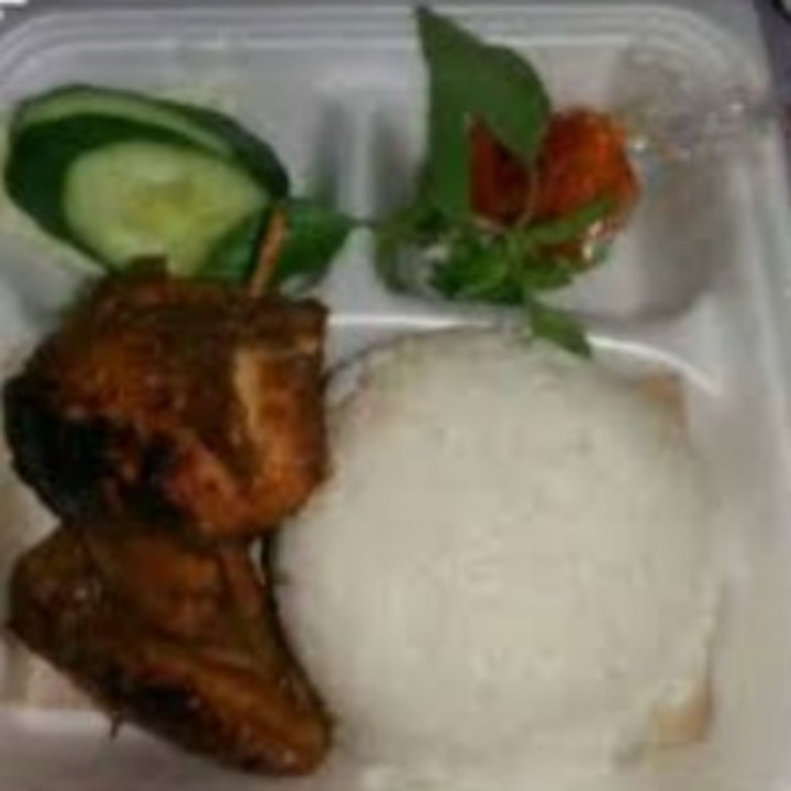 Nasi Paket Ayam Bakar