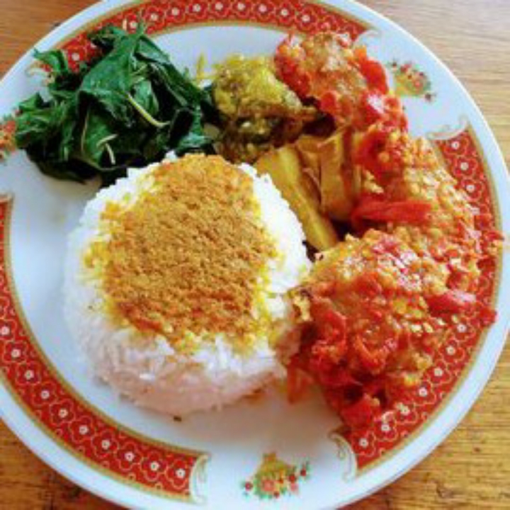 Nasi Paket Ayam Balado