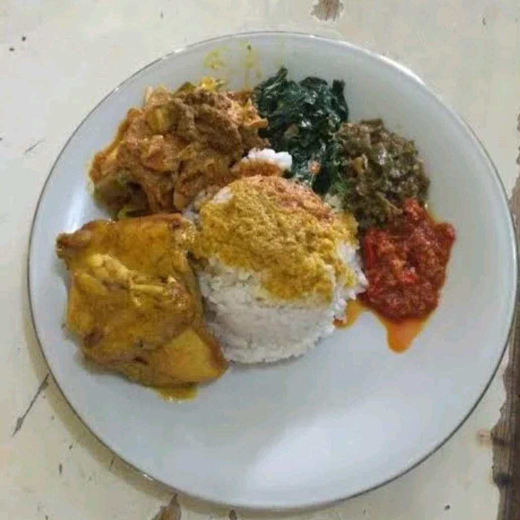 Nasi Paket Ayam Gulai