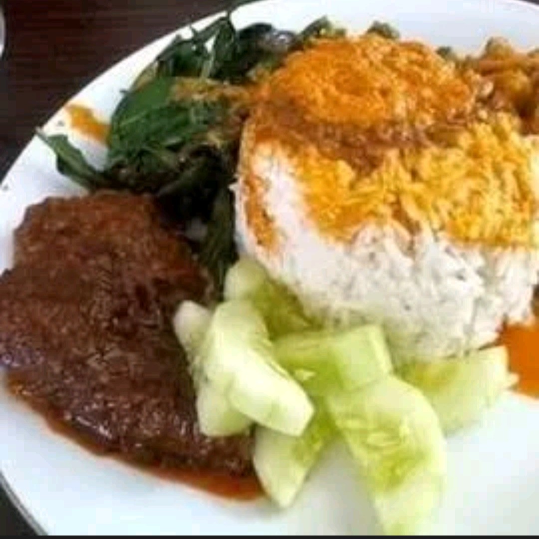 Nasi Paket Rendang