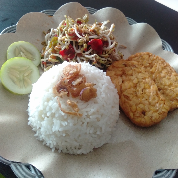 Nasi Pecak Tauge Tempe