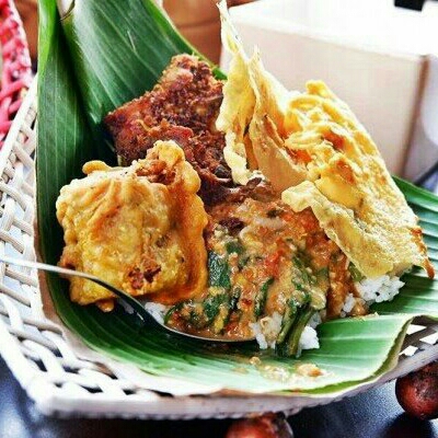 Nasi Pecel Telur