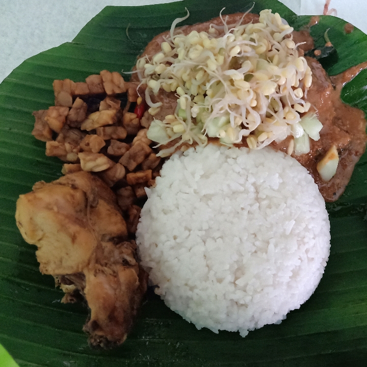 Nasi Pecel Ayam 