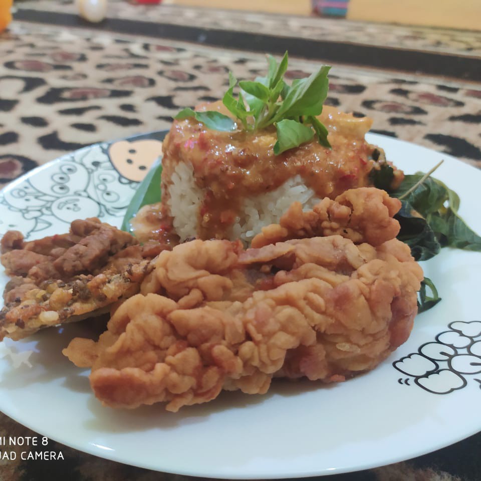 Nasi Pecel Ayam Crispy