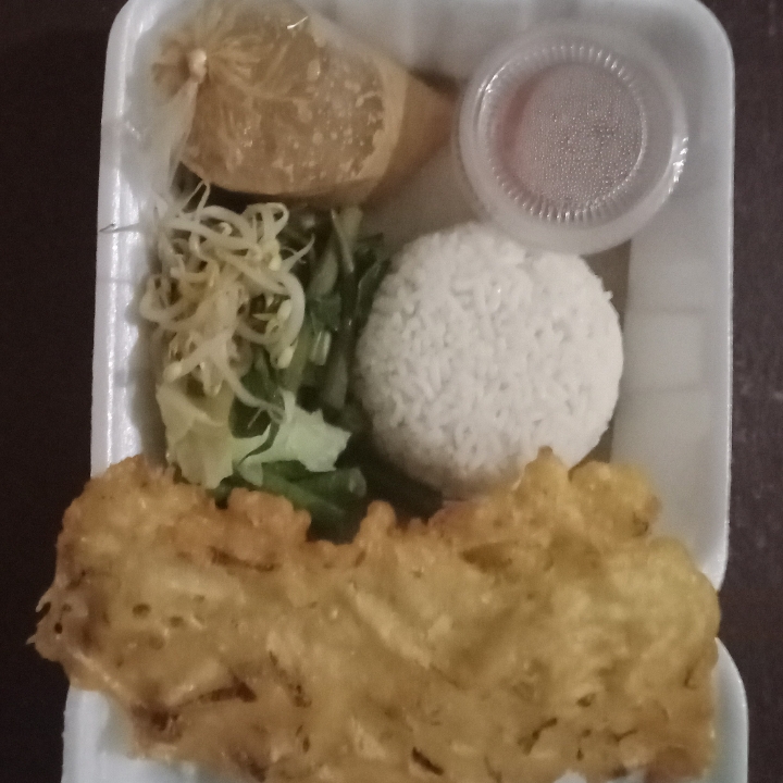 Nasi Pecel Bakwan