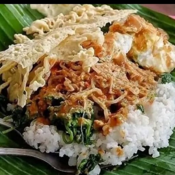 Nasi Pecel Iwak Peyek