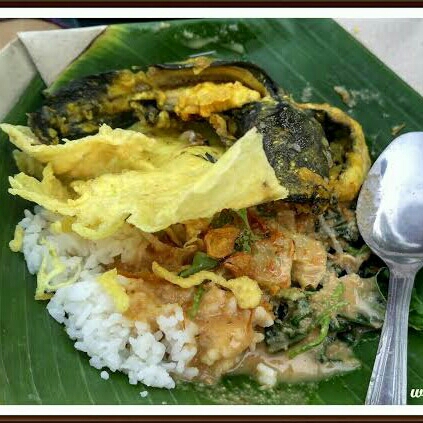 Nasi Pecel Lele Enak