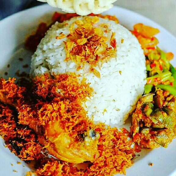 Nasi Pedas Sakral Ayam