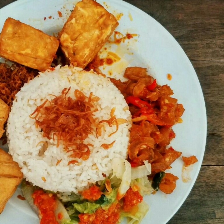 Nasi Pedas Viral Kikil