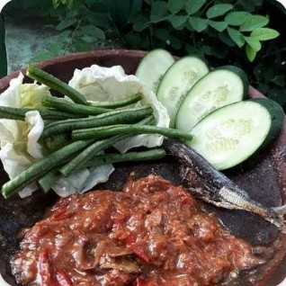 Nasi Penyetan Klotok