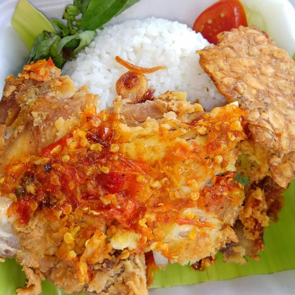 Nasi Putih Ayam Geprek SiG