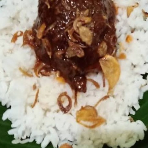 Nasi Putih Hati Masak Habang