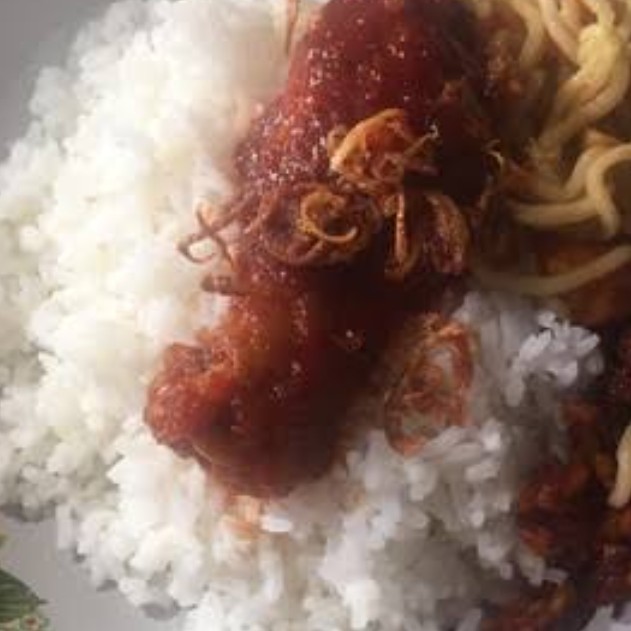 Nasi Putih Iwak Ayam Masak Habang