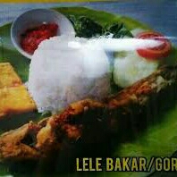 Nasi Putih Lele Bakar