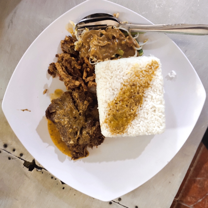 Nasi Rendang Daging