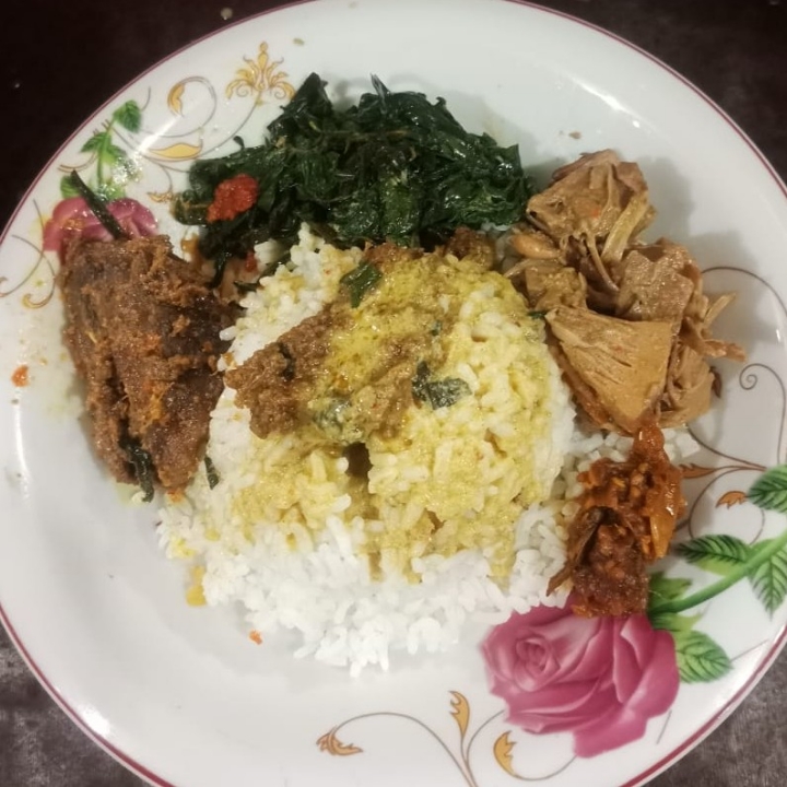 Nasi Rendang Sapi 2