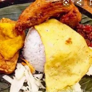 Nasi Selimut Telur Ayam Krispy