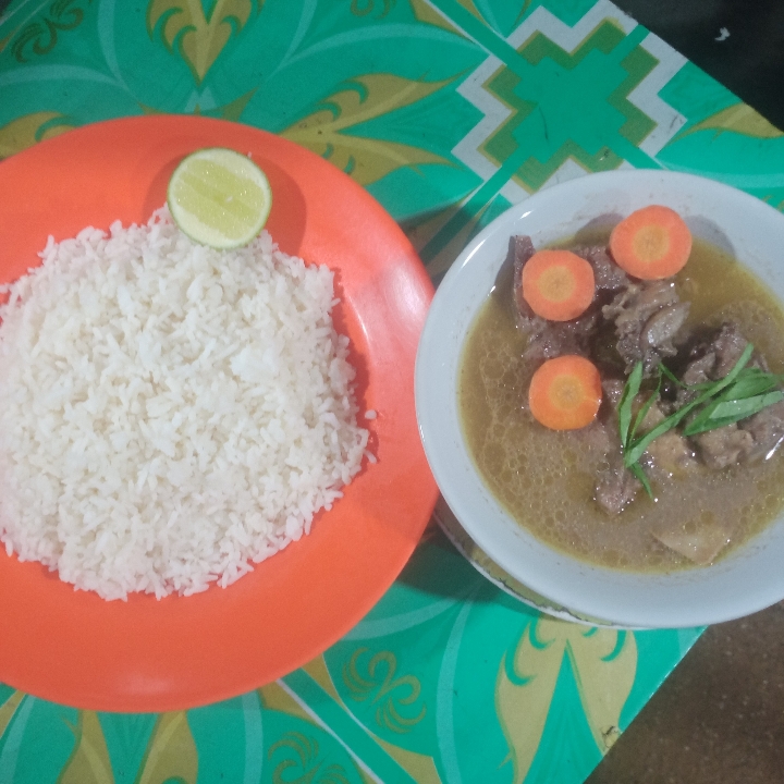 Nasi Sop Tulang Sapi