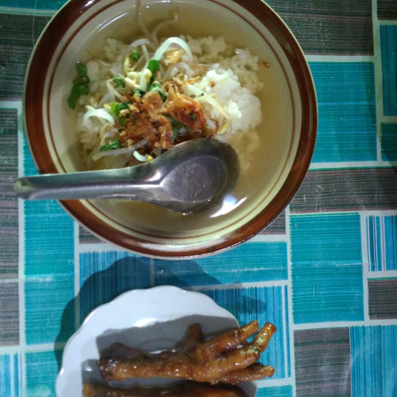 Nasi Soto Ayam Dan 2 Ceker