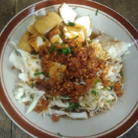 Nasi Tahu Campur