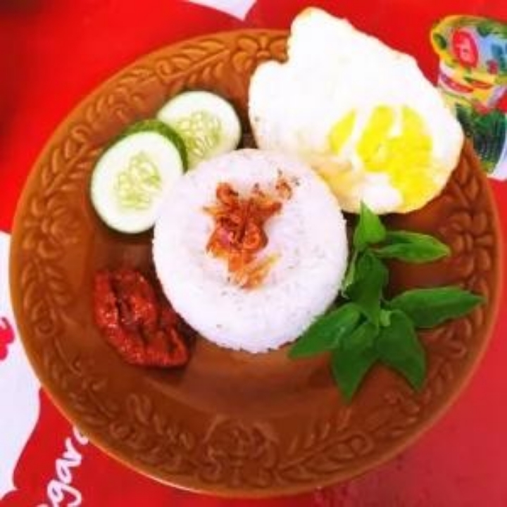 Nasi Telor Ceplok