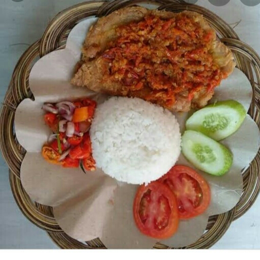 Nasi Telor Geprek