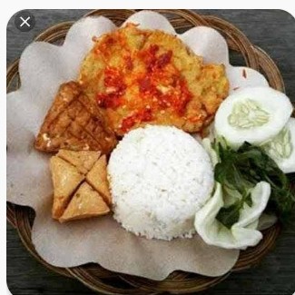 Nasi Telor Penyet