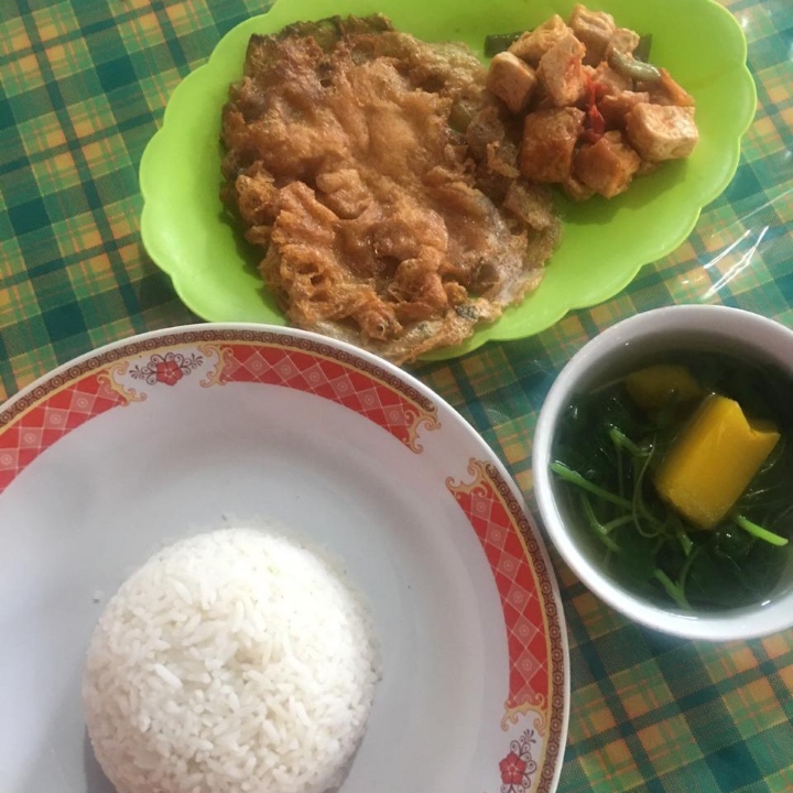 Nasi Telur Dadar