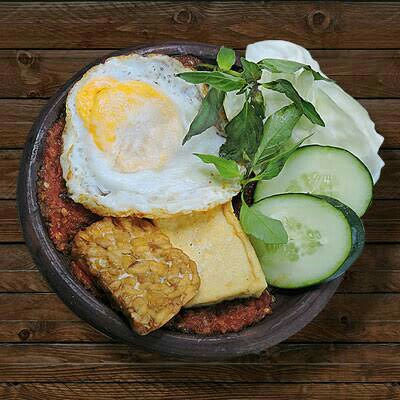 Nasi Tempe Penyet Telur