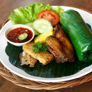 Nasi Timbel Ayam Negri